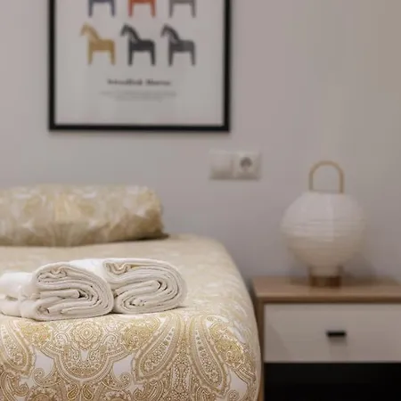 Apartamento Gran Apto A 5 Min De Casco Viejo. Familias, Grupos