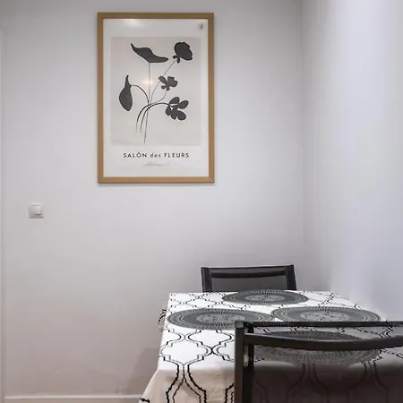 Apartamento Gran Apto A 5 Min De Casco Viejo. Familias, Grupos