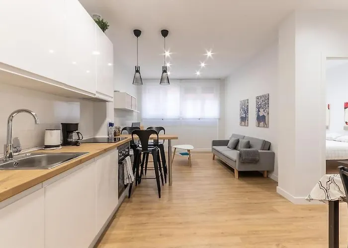 Gran Apto A 5 Min De Casco Viejo. Familias, Grupos Appartement