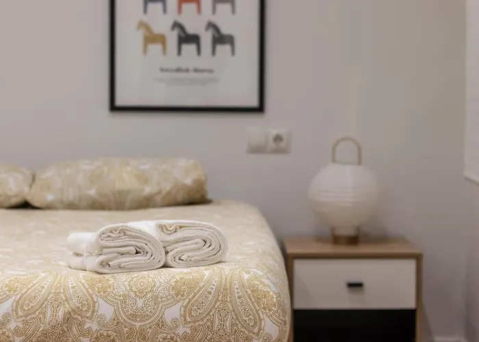 Daire Gran Apto A 5 Min De Casco Viejo. Familias, Grupos