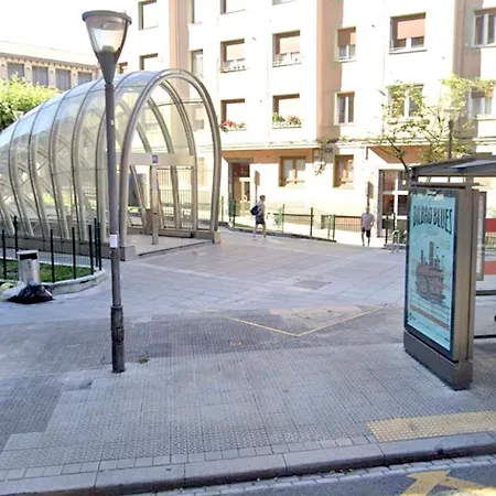 Gran Apto A 5 Min De Casco Viejo. Familias, Grupos