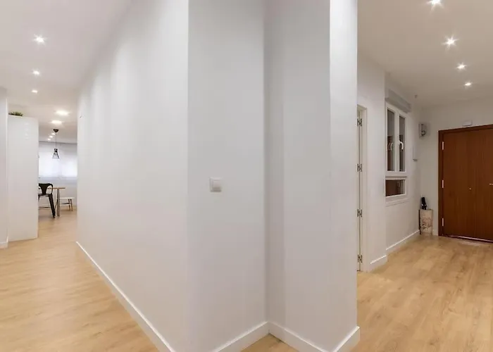 Gran Apto A 5 Min De Casco Viejo. Familias, Grupos *